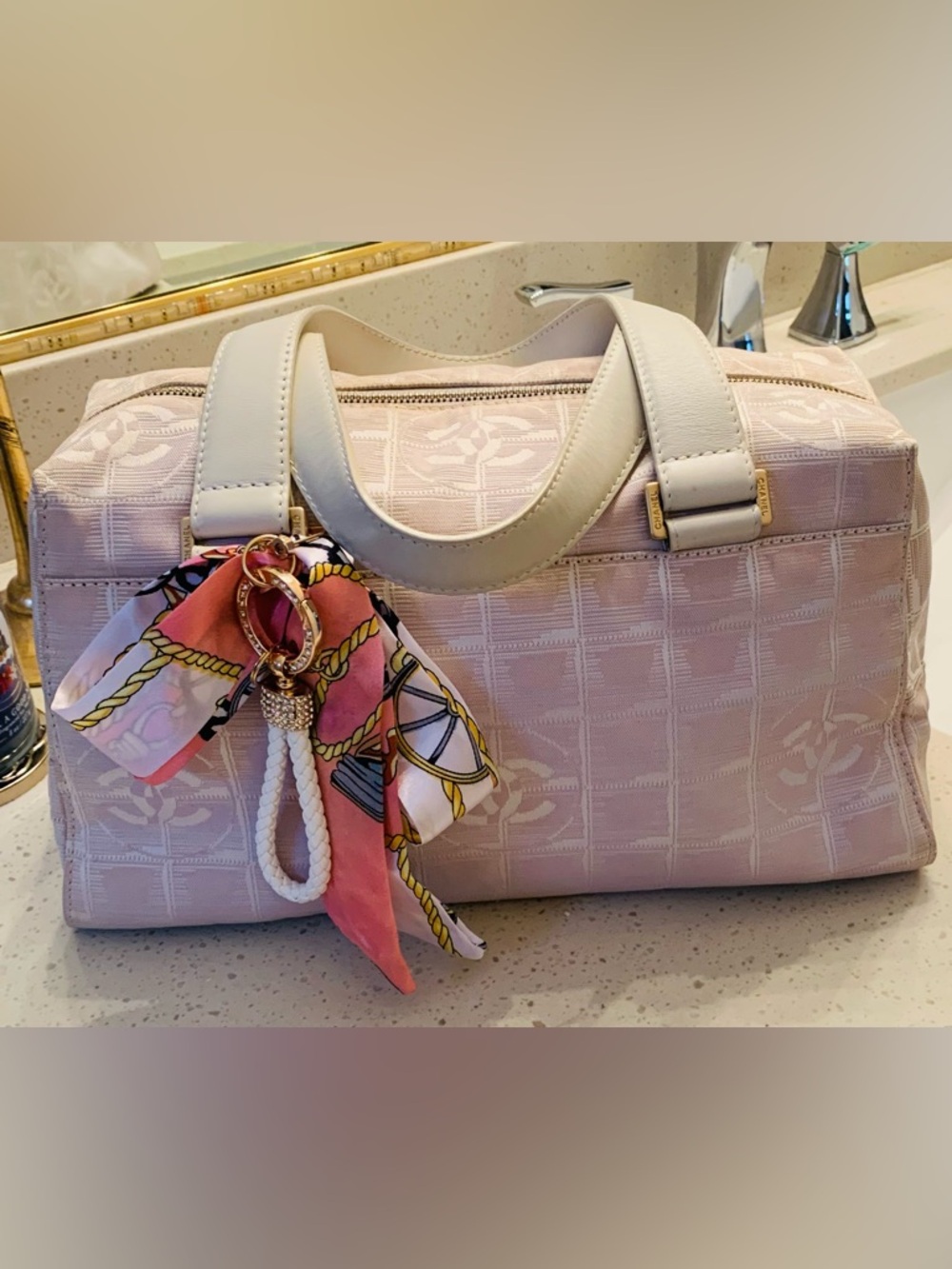 🌷SALE🌷AUTHENTIC CHANEL Pink/Ivory w/Leather handles Bag with Metallic Details